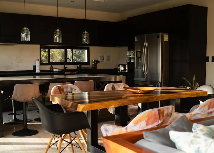 Apartamento Amazing Penthouse & With Private Pool, Terrace , Roof And Hot Tub In Jungle